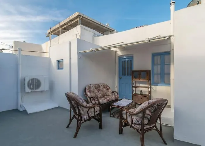 Rustic House In בית נופש