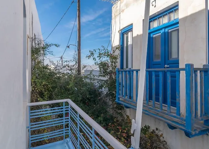 בית נופש Rustic House In *