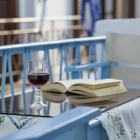 Rustic House In Plaka Πλάκα Μήλου